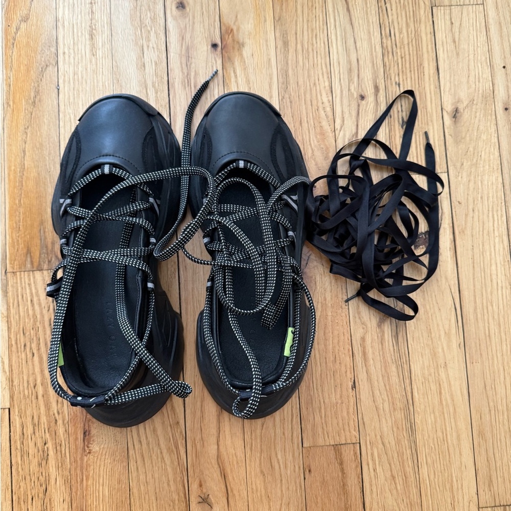 Black Sneakers with Extra Laces